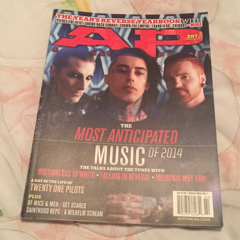 3 AP Magazines - Picture 4 of 8
